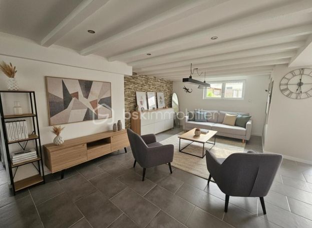 A vendre MAISON  5 PIECES 135 M2  ROCHEFORT