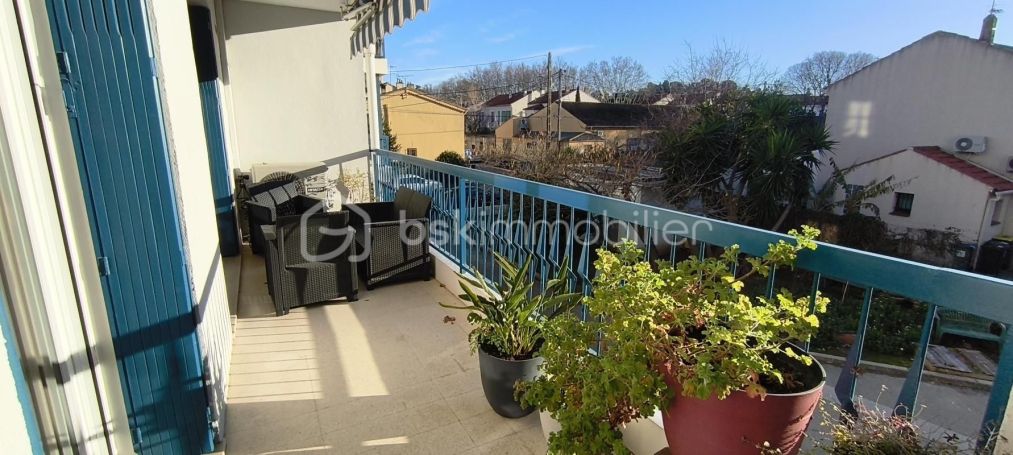 A louer APPARTEMENT T4 85 M2 TERRASSE BORD DE MER LA SEYNE SUR MER