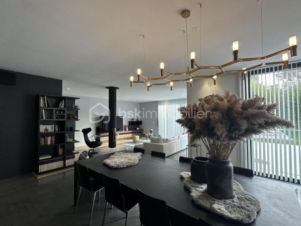 A louer MAISON  D'ARCHITECTE  NIMES