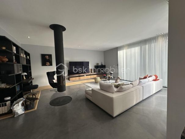 A louer MAISON  D'ARCHITECTE  NIMES