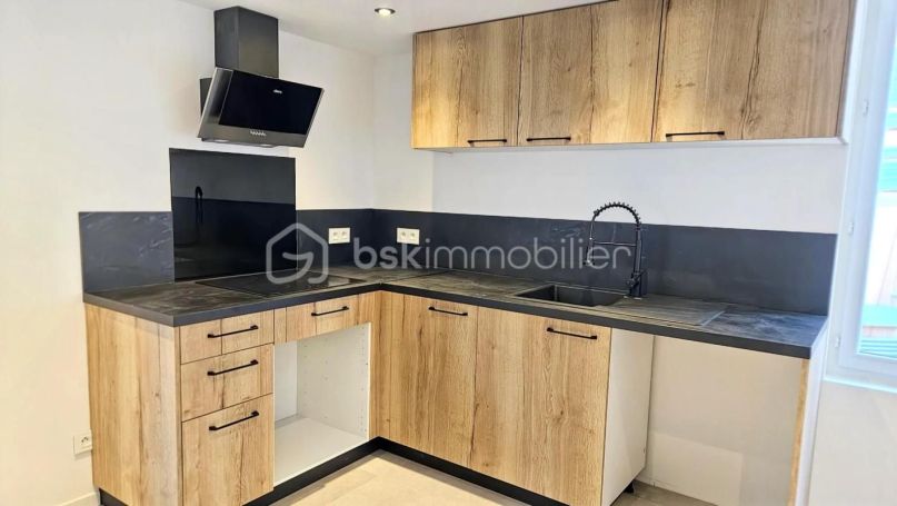 A louer APPARTEMENT DUPLEX NEUF T4 70 M2  DRAGUIGNAN