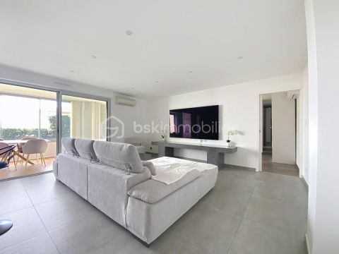 A louer APPARTEMENT T2 59 M2 TERRASSE BORD DE MER SETE