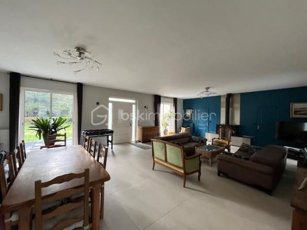 A louer MAISON  D'ARCHITECTE BORD DE MER GUERANDE