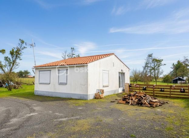 A louer GîTE BORD DE MER BEAUVOIR SUR MER