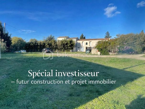 A louer LOFT  7 PIECES 186 M2 BORD DE MER PORT DE BOUC