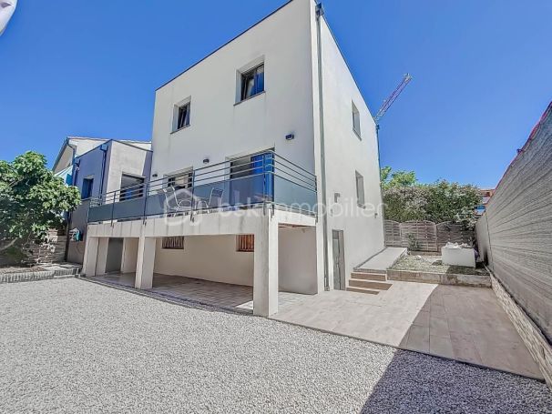 A louer MAISON  CONTEMPORAINE  SAINT ANDRE DE SANGONIS