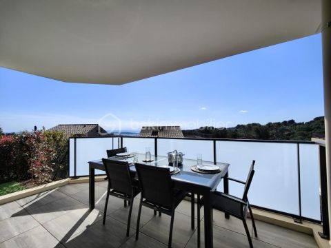 A louer APPARTEMENT NEUF T3 63 M2 TERRASSE VUE MER VALLAURIS