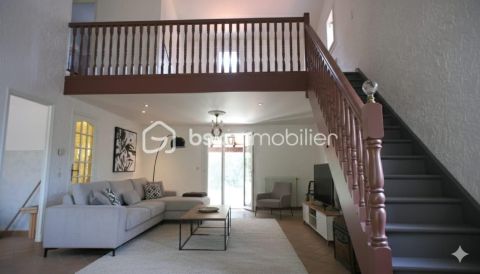 A louer MAISON  5 PIECES 128 M2 BORD DE MER OLLIOULES