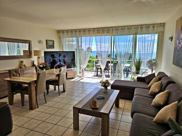 A louer APPARTEMENT DE PRESTIGE T4 95 M2 TERRASSE PIEDS DANS L'EAU CARRY LE ROUET