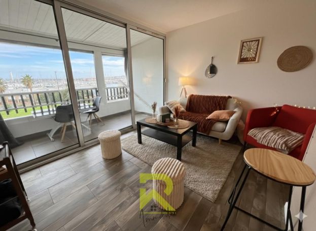 A louer APPARTEMENT DUPLEX T3 60 M2 TERRASSE BORD DE MER LE CAP D AGDE
