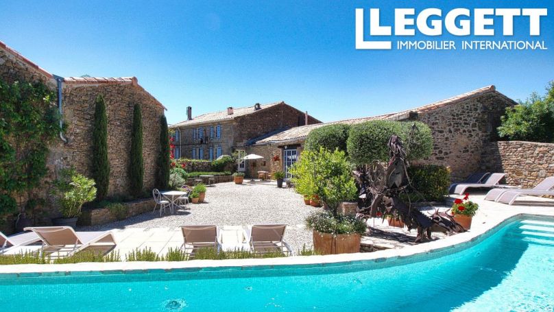 A louer APPARTEMENT  396 M2 TERRASSE  LODEVE