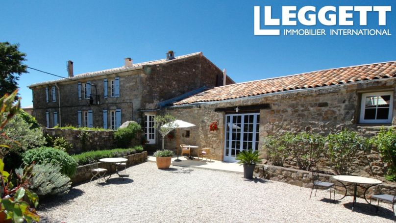 A louer APPARTEMENT  396 M2 TERRASSE  LODEVE