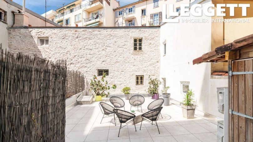 A louer APPARTEMENT T3 64 M2 TERRASSE BORD DE MER NICE