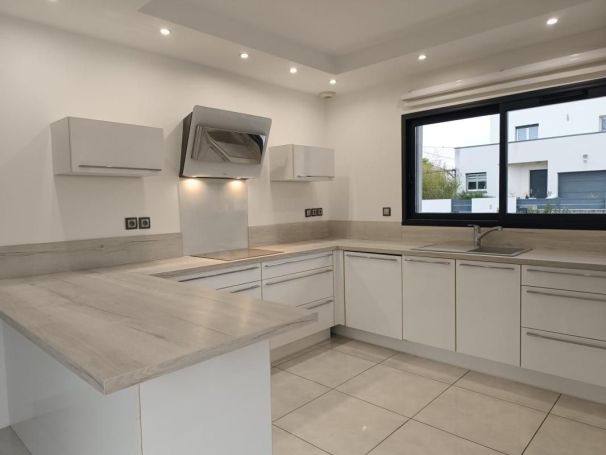 A louer MAISON 5 PIECES 144 M2 SAINT MARCEL SUR AUDE