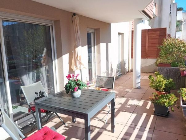 A louer APPARTEMENT T2 52 M2 TERRASSE  SAINT ZACHARIE
