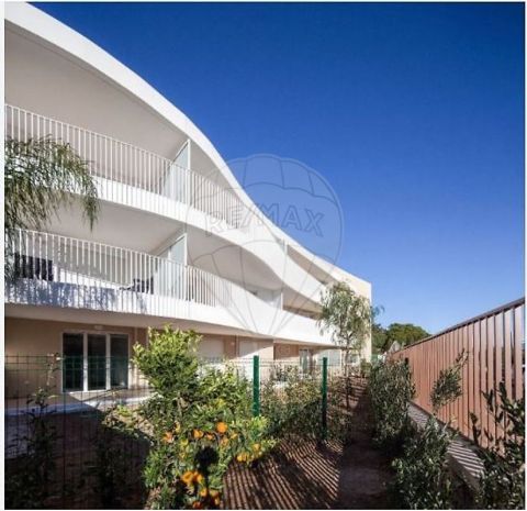 A louer STUDIO NEUF  35 M2 BORD DE MER VILLENEUVE LOUBET