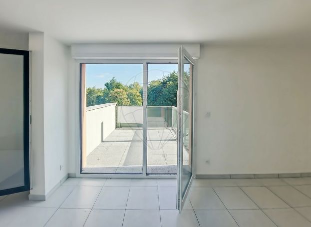 A louer APPARTEMENT T4 90 M2 TERRASSE  NANTES