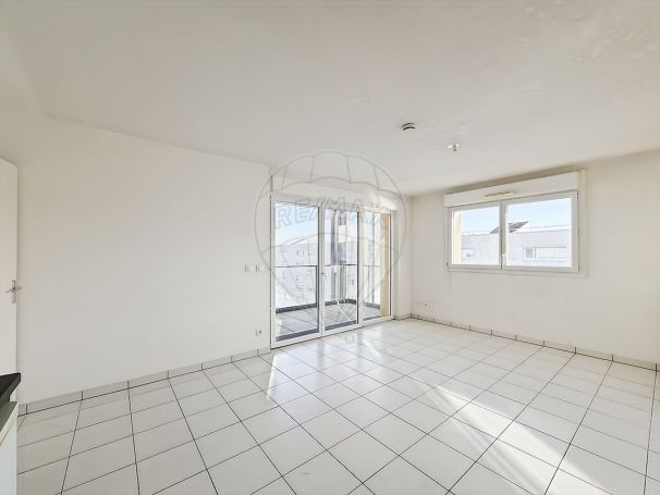 A louer APPARTEMENT T3 60 M2  NANTES