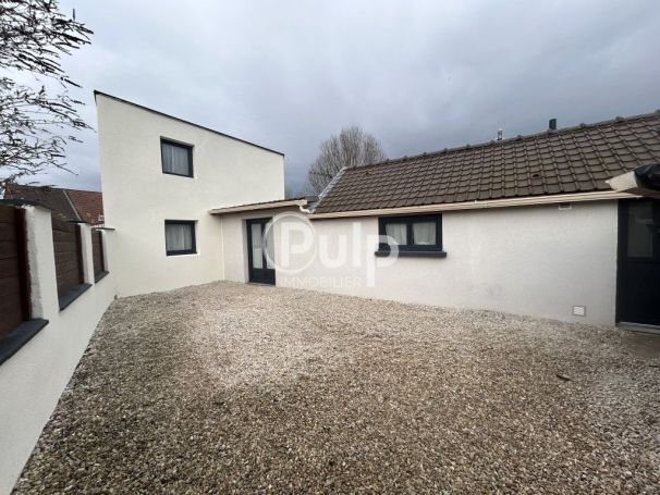 A louer LONGèRE  4 PIECES 75 M2  BILLY BERCLAU