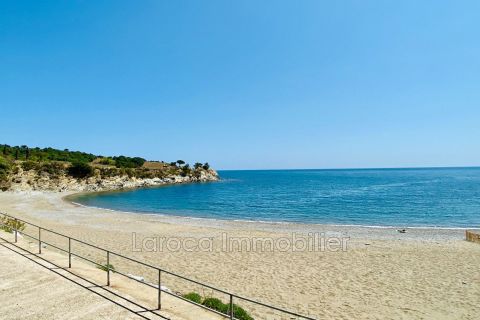A louer APPARTEMENT T3 52 M2 TERRASSE BORD DE MER BANYULS SUR MER