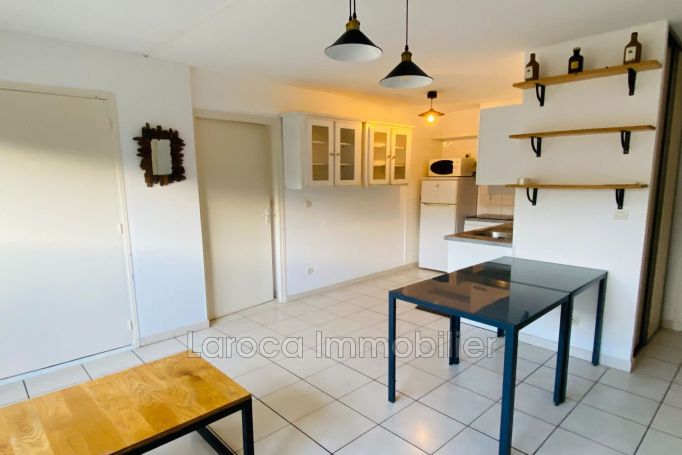 A louer APPARTEMENT T3 52 M2 TERRASSE BORD DE MER BANYULS SUR MER