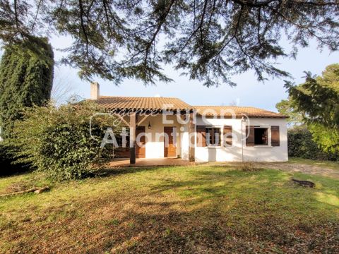 A vendre MAISON 4 PIECES 115 M2 BORD DE MER LES MATHES