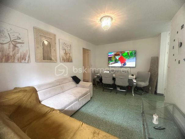 A louer APPARTEMENT T3 56 M2 BORD DE MER NICE