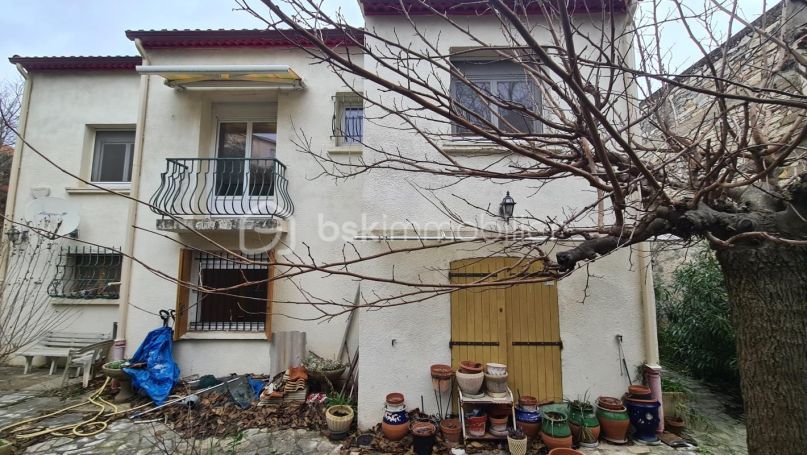 A vendre MAISON  6 PIECES 125 M2  NIMES