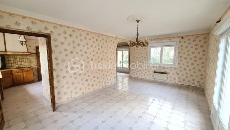 A vendre MAISON  6 PIECES 125 M2  NIMES