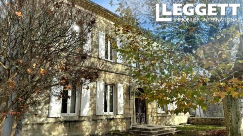 A louer MAISON DE MAîTRE LESPARRE MEDOC