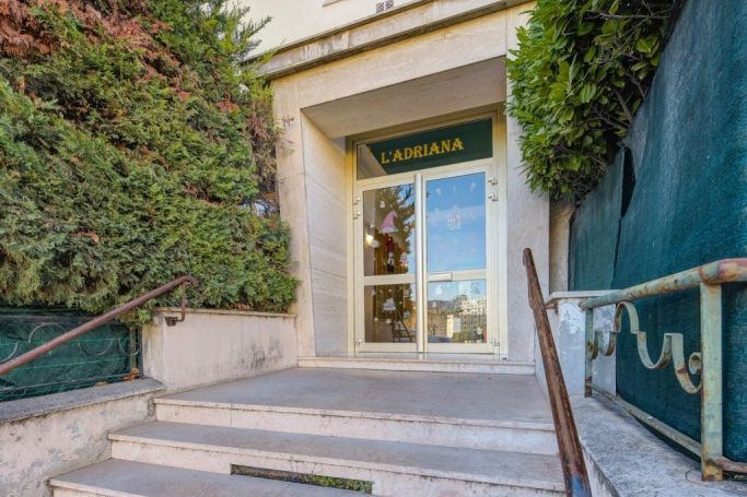 A louer APPARTEMENT T2 54 M2 VUE MER NICE