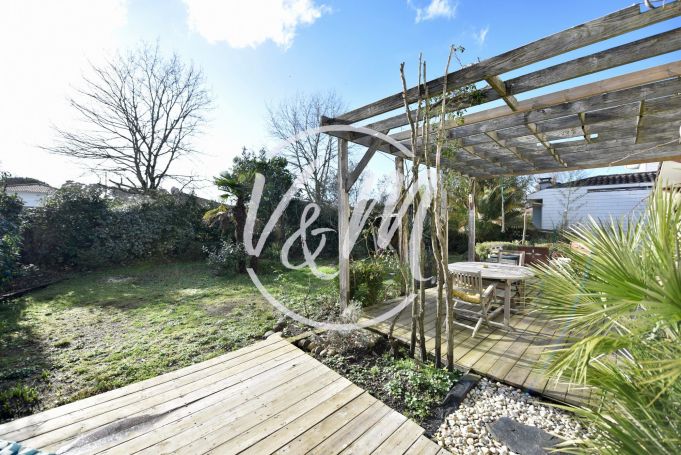 A vendre MAISON  6 PIECES 129 M2 PLAGE à PIED ANDERNOS LES BAINS