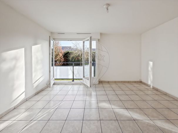 A louer APPARTEMENT T4 74 M2  NANTES