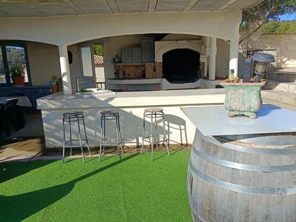 A louer MAISON  4 PIECES 139 M2  CRUZY