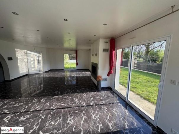 A louer MAISON  DE MAîTRE  LA CHEVROLIERE