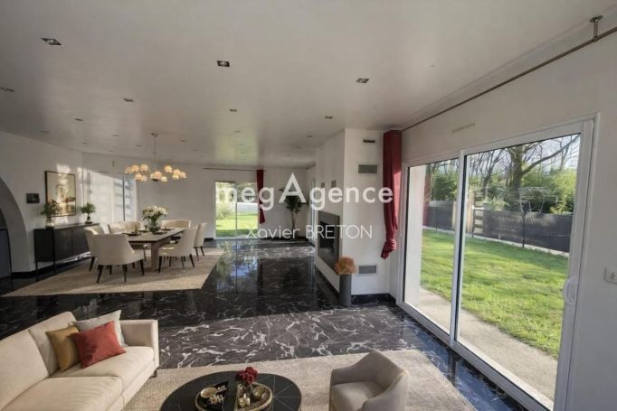 A louer MAISON  DE MAîTRE  LA CHEVROLIERE