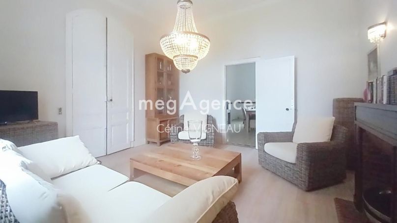 A louer MAISON  DE MAîTRE  BEYLONGUE