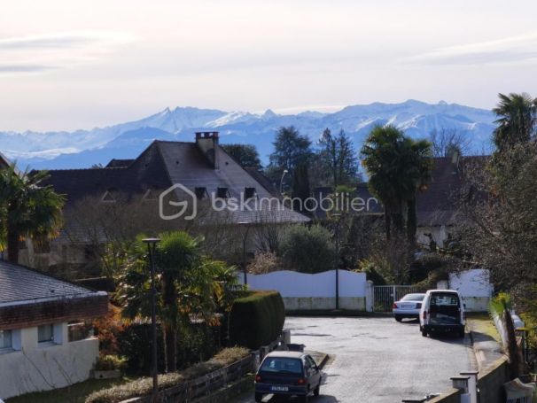 A vendre MAISON  6 PIECES 149 M2  PAU