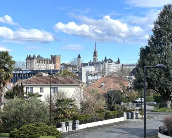 A louer APPARTEMENT T4 87 M2  JURANCON