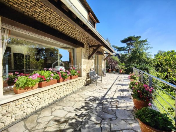 A louer MAISON  DE MAîTRE BORD DE MER TROUVILLE SUR MER