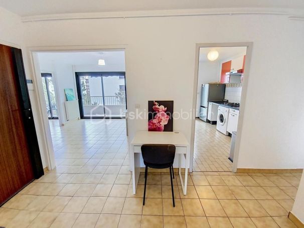 A louer APPARTEMENT T4 74 M2  MONTPELLIER