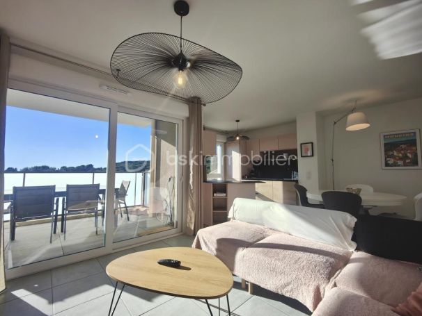 A louer APPARTEMENT T3 63 M2 TERRASSE VUE MER VALLAURIS