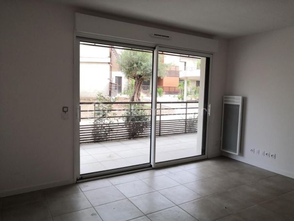 A louer APPARTEMENT T2 42 M2 TERRASSE  CASTELNAU LE LEZ