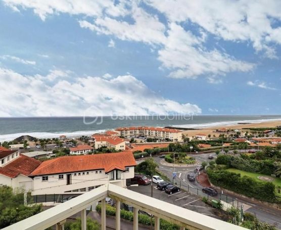 A louer APPARTEMENT DE PRESTIGE T2 37 M2 TERRASSE VUE MER ANGLET
