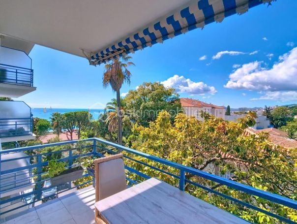 A louer STUDIO  33 M2 VUE MER CANNES