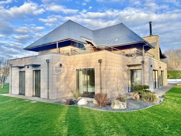 A louer MAISON  D'ARCHITECTE  AMIENS