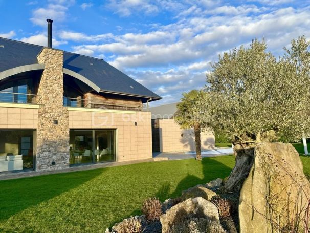 A louer MAISON  D'ARCHITECTE  AMIENS