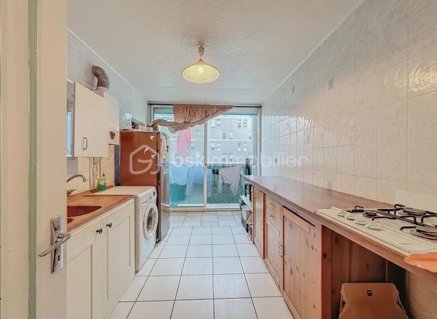 A louer APPARTEMENT T3 73 M2  MONTPELLIER