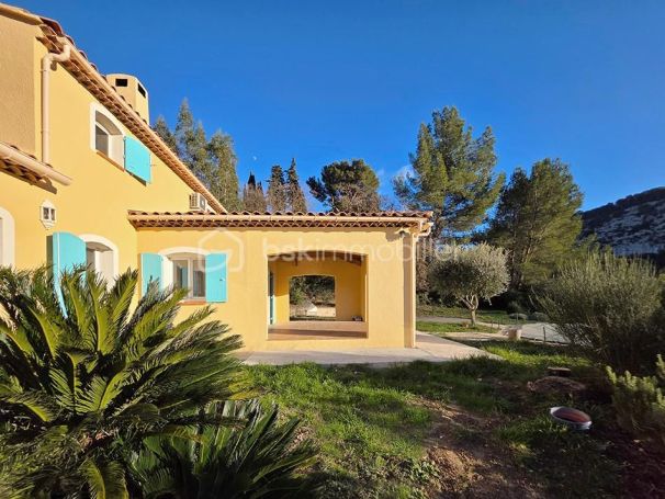 A vendre MAISON  7 PIECES 157 M2  EVENOS