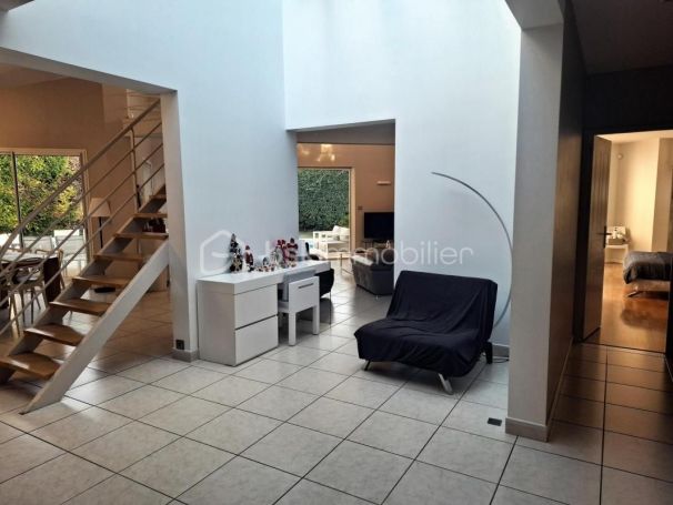 A louer MAISON  D'ARCHITECTE  BEZIERS